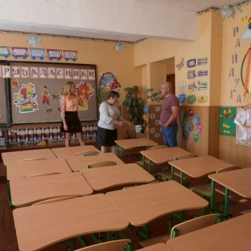 Об’їзд міських шкіл за ініціативи депутатів