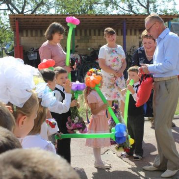 Вітали першокласників у комунальному закладі «Сновська гімназія»