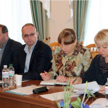 В обласній раді обговорили актуальні питання децентралізації та цьогорічного опалювального сезону на Чернігівщині