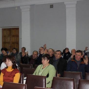 18 проектів рішень розглянуто на черговому засіданні виконавчого комітету,  яке проходило в залі засідань міськради під головуванням міського голови Олександра Медведьова