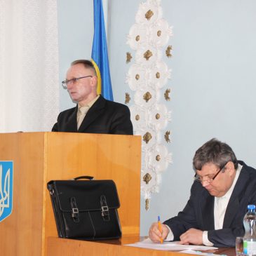 Не треба мовчати цілий рік, а одразу з усіх питань  звертайтеся до в.о.старости та депутата, які представляють владу на місцях