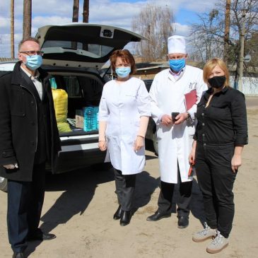 По 207 округу    народний депутат України Максим Зуєв  надав благодійну допомогу