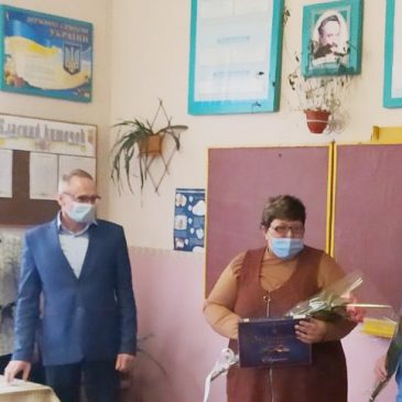 У  Сновській ЗОШ І-ІІІ ст. №2 директором стала Світлана РОСИК