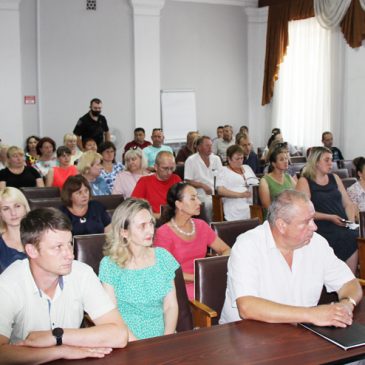 У Сновській міській раді з нагоди Дня Конституції пройшли урочистості