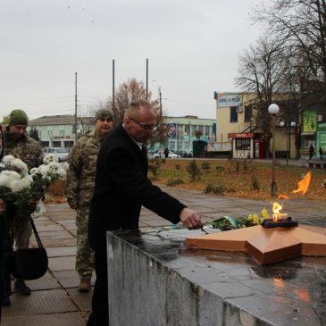 28 жовтня в Україні відзначається 77-річниця вигнання з України нацистських окупантів.