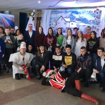 Міський голова привітав обдарованих дітей Сновщини з Новим роком та Різдвом Христовим