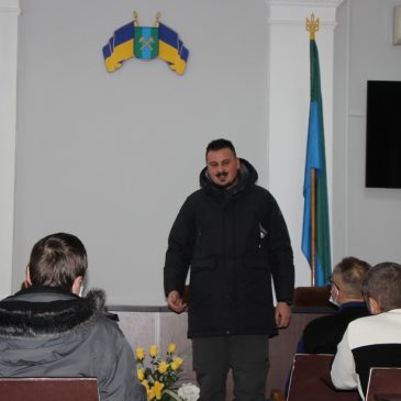 На зустрічі в міській раді з активістами Сновщини