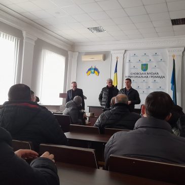 Сновська територіальна громада живе і працює під прапором України