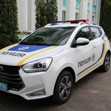 Придбали службовий автомобіль для поліцейського громади