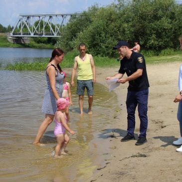 Дотримуйтесь правил поведінки біля водойм!