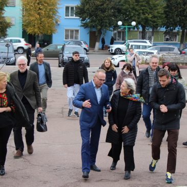 У представників міжнародної делегації, які  відвідали Сновщину, залишилися гарні враження про громаду і українців в цілому