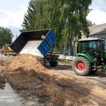 Триває грейдерування доріг та впорядкування сміттєзвалищ на території громади