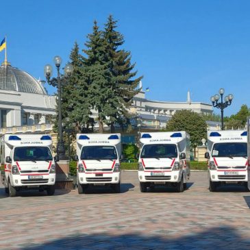 Сновська лікарня отримала “швидку” від Кореї