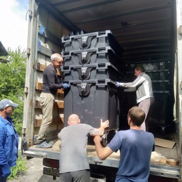 У Сновській громаді закупили нові сміттєві євроконтейнери