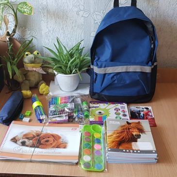 Сновщина отримала від благодійників індивідуальні навчальні набори для дітей, які опинились у складних життєвих обставинах