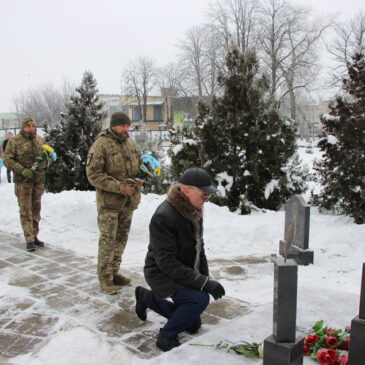 З нагоди Дня Соборності вшанували память тих, хто виборює відновлення територіальної цілісності України