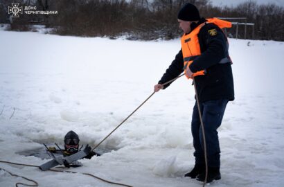 Водолази-сапери ДСНС Чернігівщини обстежили річку Снов та виявили залишки БпЛА