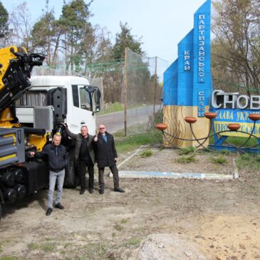 Сновська громада отримала сучасний спецтранспорт для потреб міста та сіл