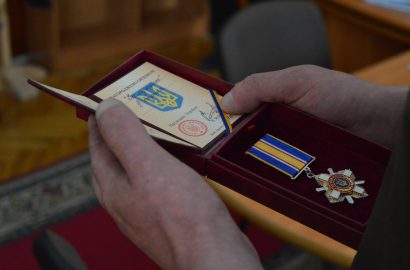 Посмертні ордени — полеглим захисникам