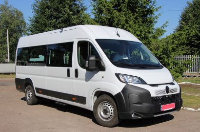 Сновська громада отримала спеціально обладнаний автомобіль для соціального таксі